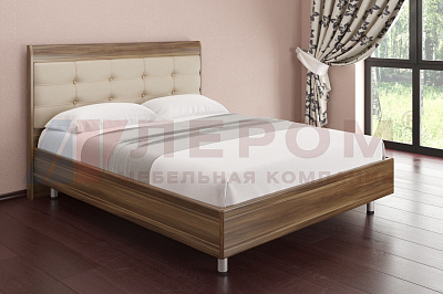 Кровать