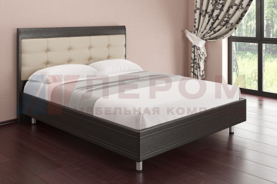 Кровать